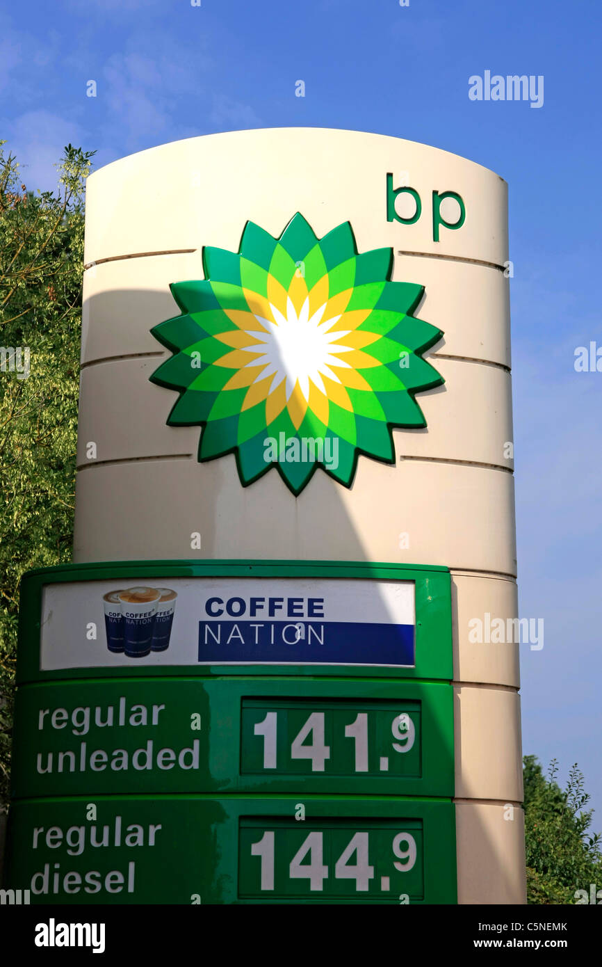 BP Benzin und Diesel Tankstelle Preise pro Liter Stockfoto