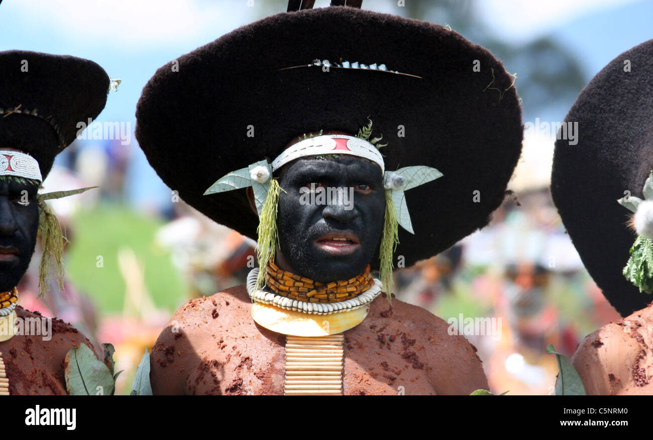 Sili Muli Stammesangehörigen aus Enga in Papua Neuguinea an der Mount Hagen kulturellen Show 2011 Stockfoto