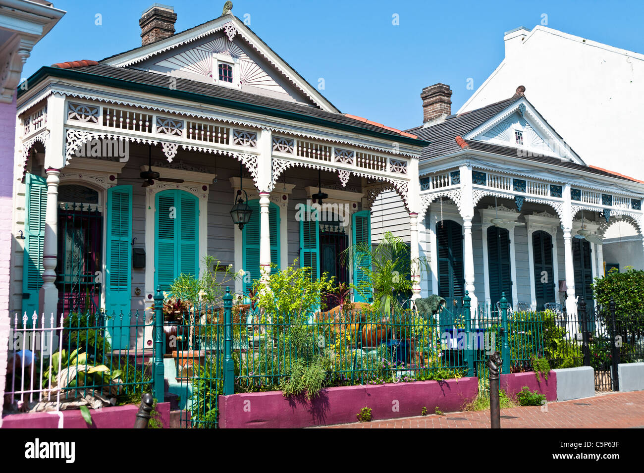 Typische double Shotgun House im French Quarter von New Orleans Stockfoto