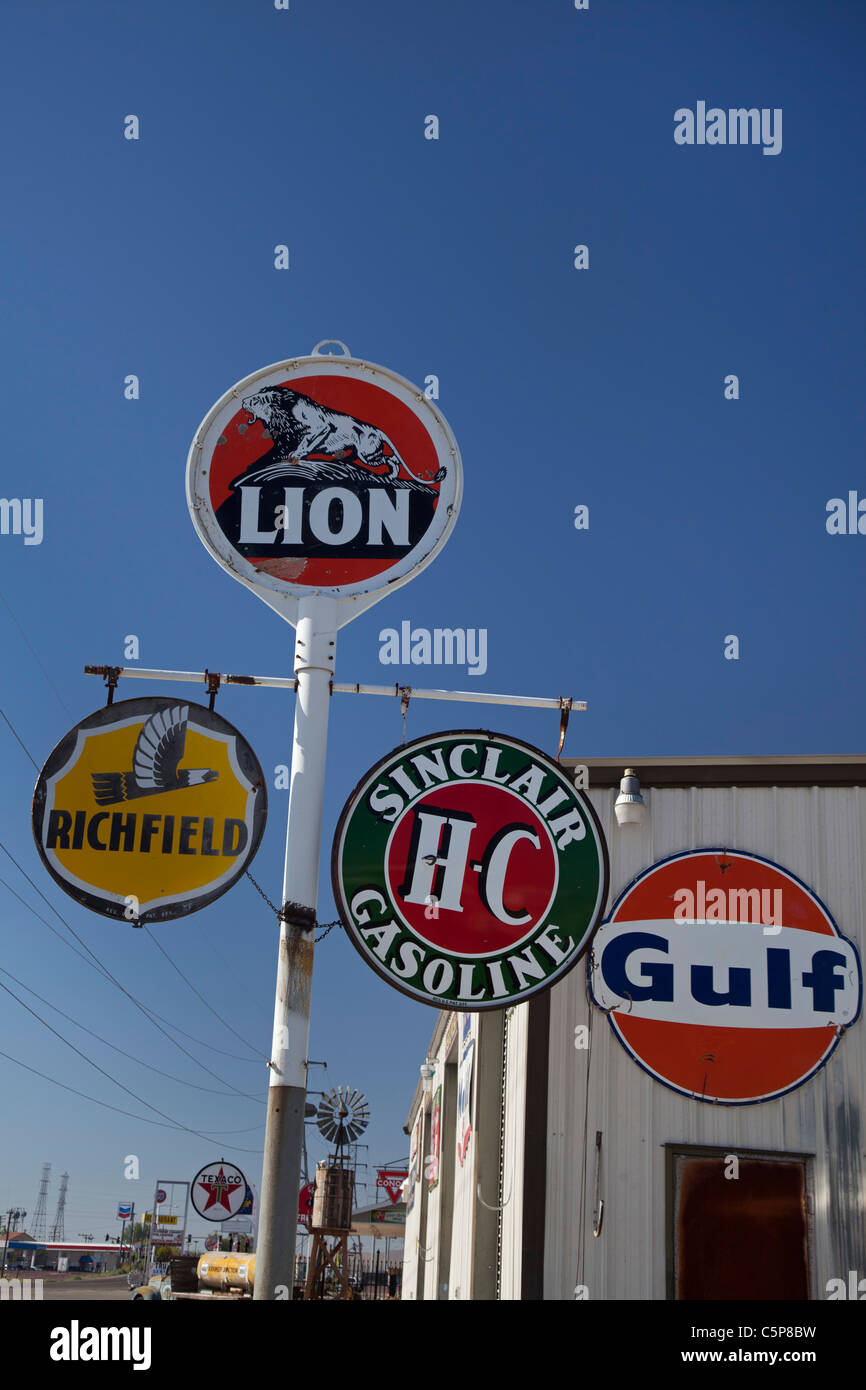 Antike Tankstelle Zeichen Stockfoto