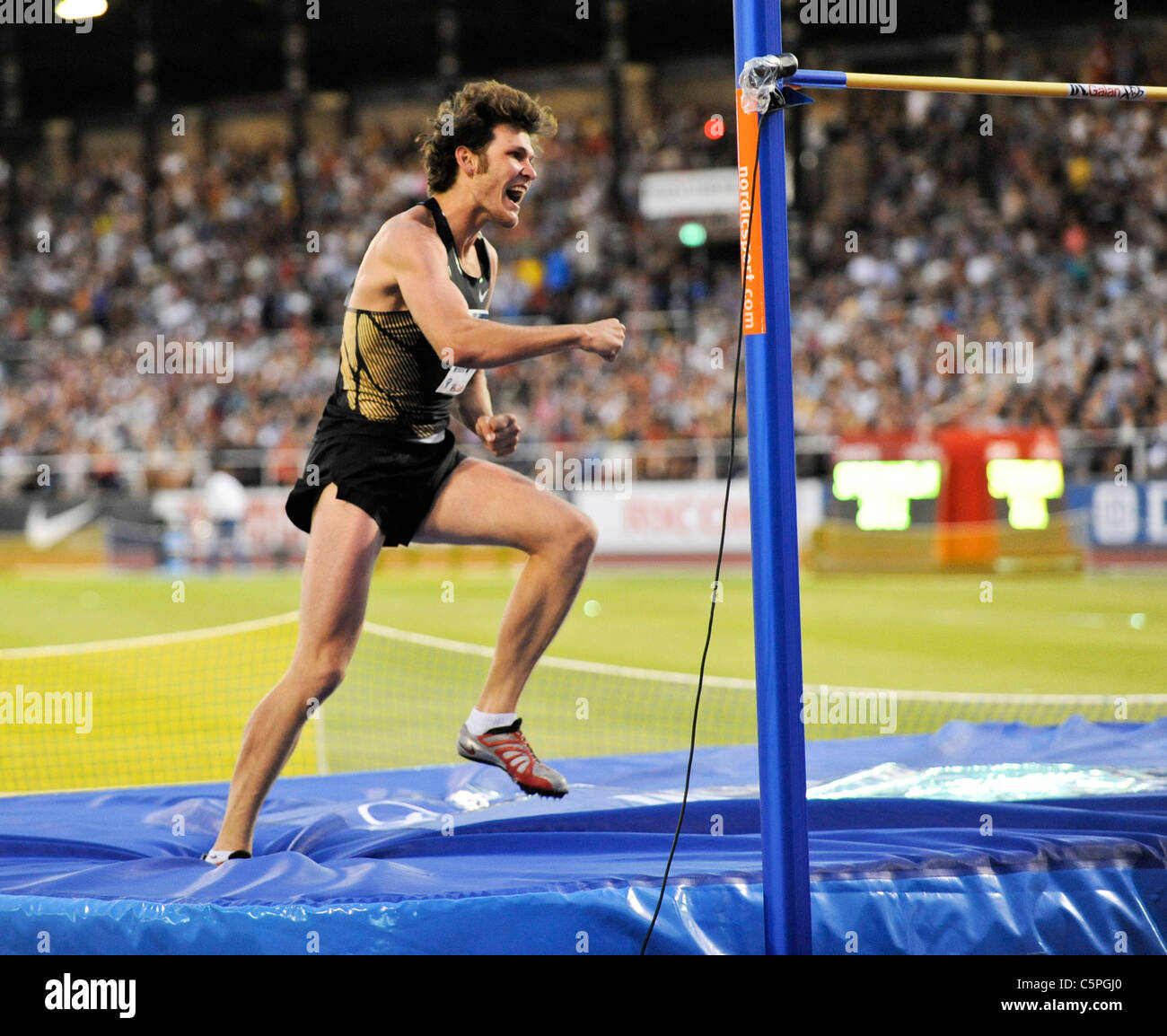 2011-07-29 Stockholm DN Galan Diamond League - Ivan Ukhov RUS gewinnt den Hochsprung mit 2,34 Meter- Stockfoto