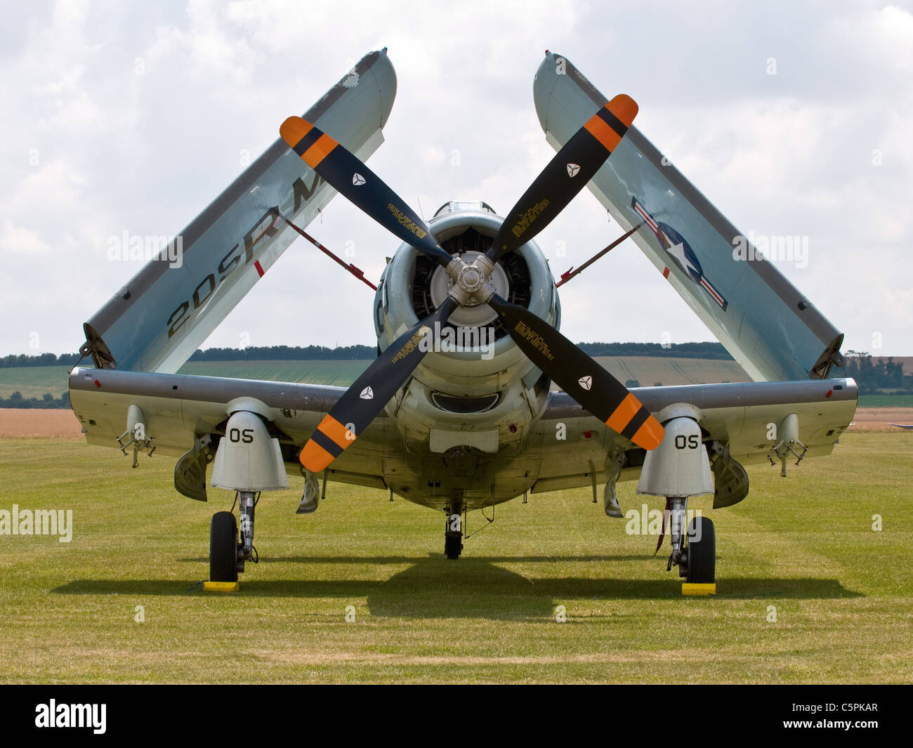 Douglas Skyraider A - 1D mit gefalteten Flügeln Stockfoto