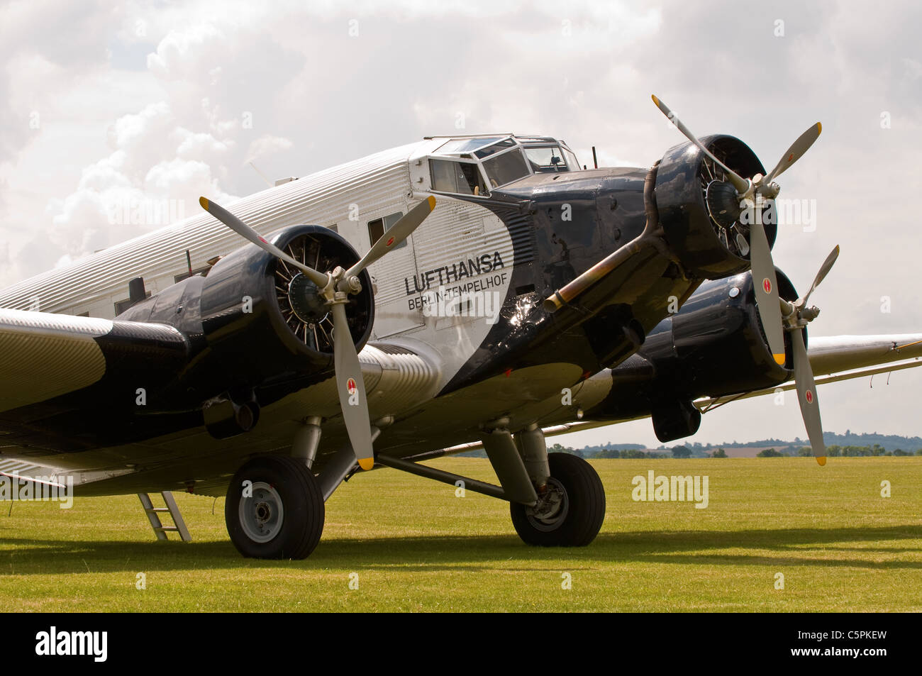 Oldtimer-Flugzeuge Junkers JU52 3M Berlin Tempelhof ruft Stockfoto