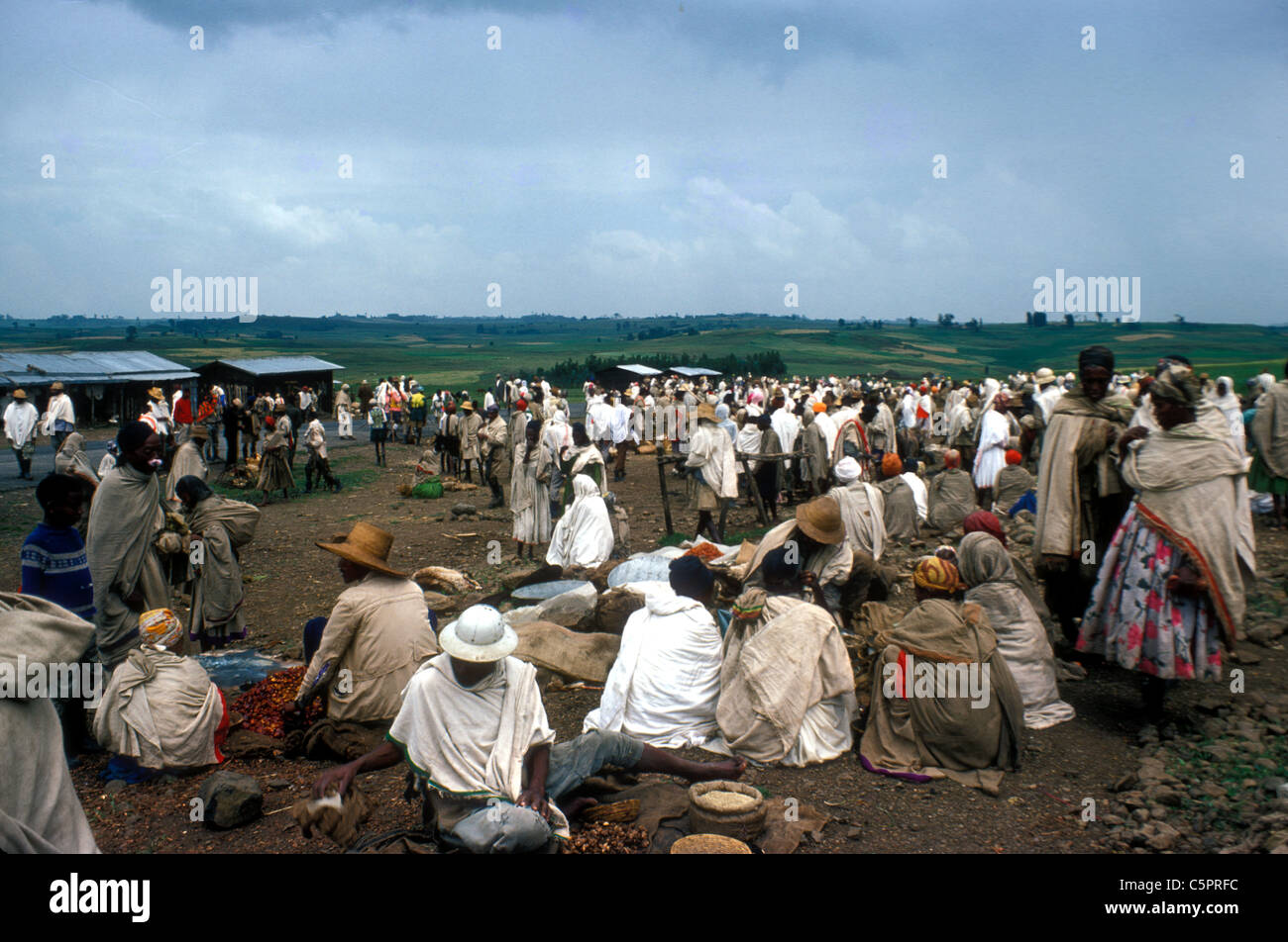 Menschen in einem up-Country-Markt in der Nähe von Harar, Äthiopien Stockfoto