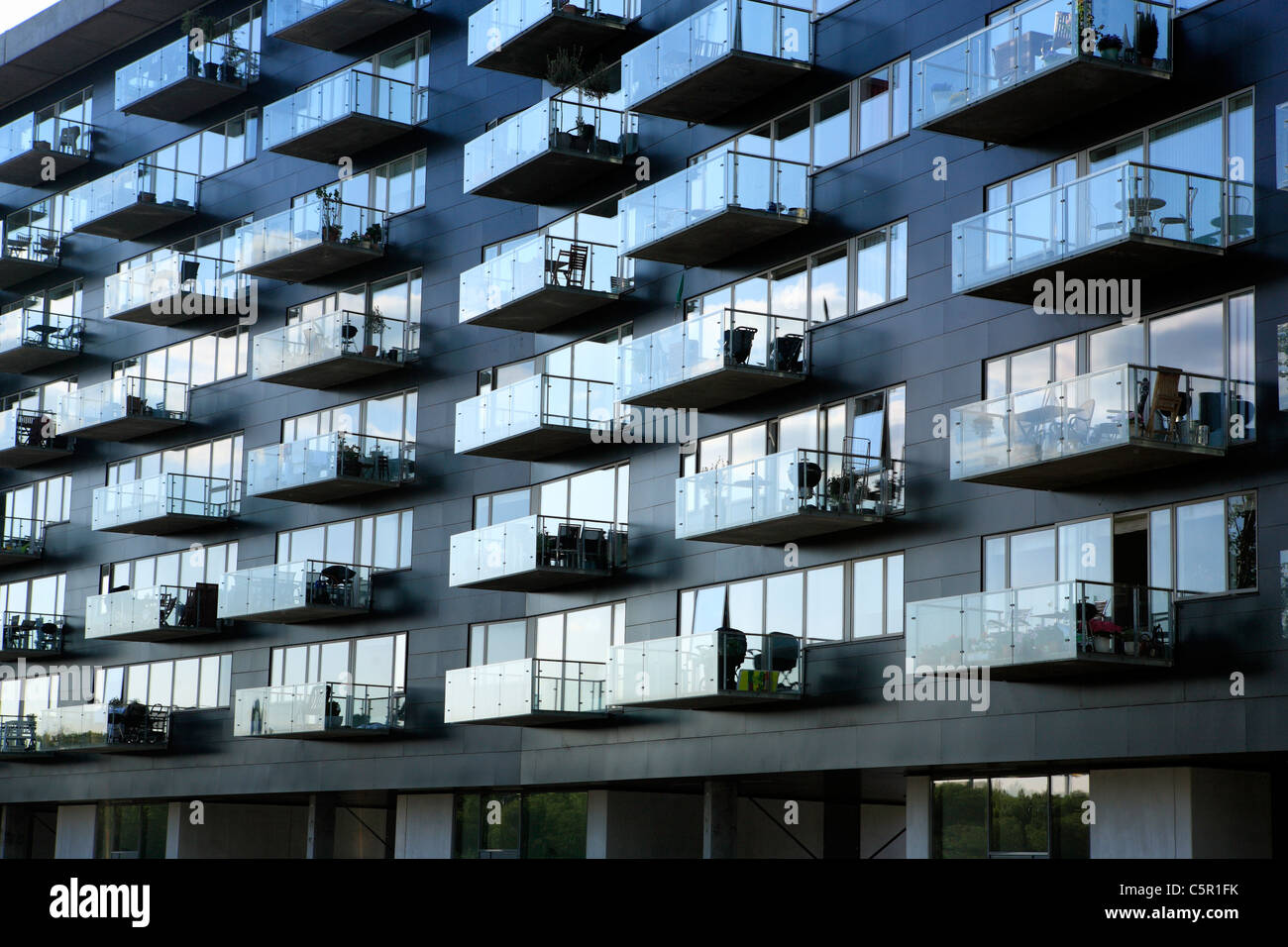 VM-Häuser, Orestaden 2005. Architekten Julien De Smedt und Bjarke Ingels (PLOT). Kopenhagen, Dänemark Stockfoto