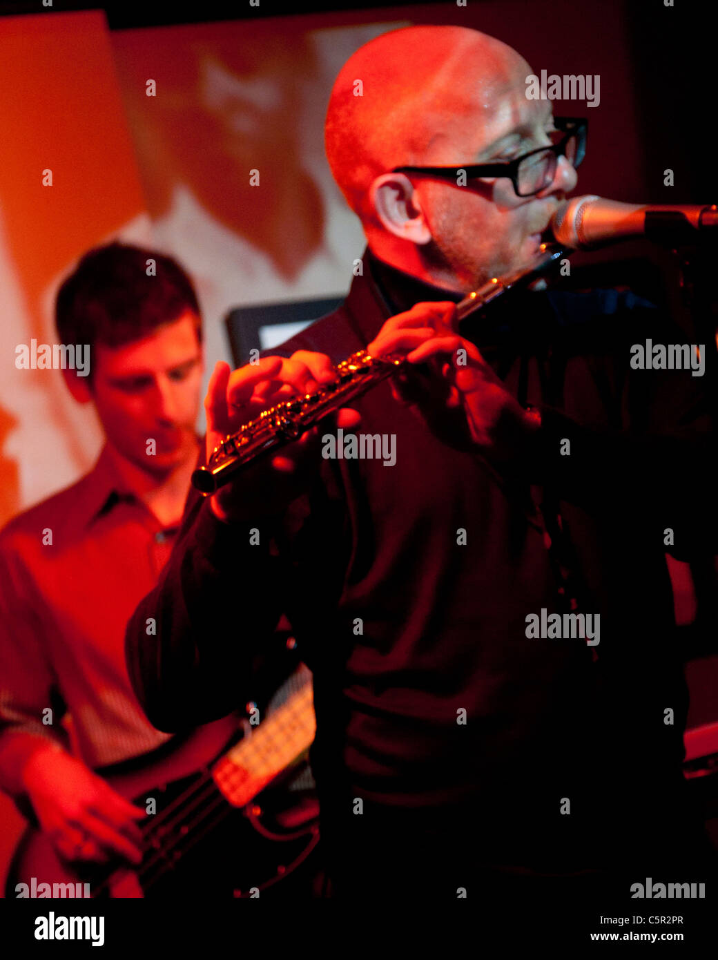 Die Fantastics Soul und Funk Band an Parkers Rock And Roll Bar, Denmark Street, Soho, London, England Stockfoto