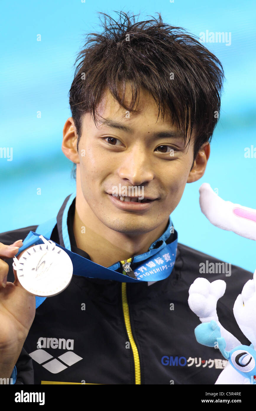 Ryosuke Irie (JPN) gewann eine Silbermedaille für 14. FINA Weltmeisterschaften Shanghai 2011, Männer des 200-Meter-Rückenschwimmen. Stockfoto