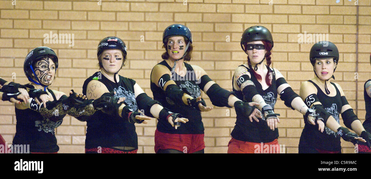 Swansea City Slayers flache verfolgen Roller Derby Team machen Sie sich bereit für Action. Stockfoto