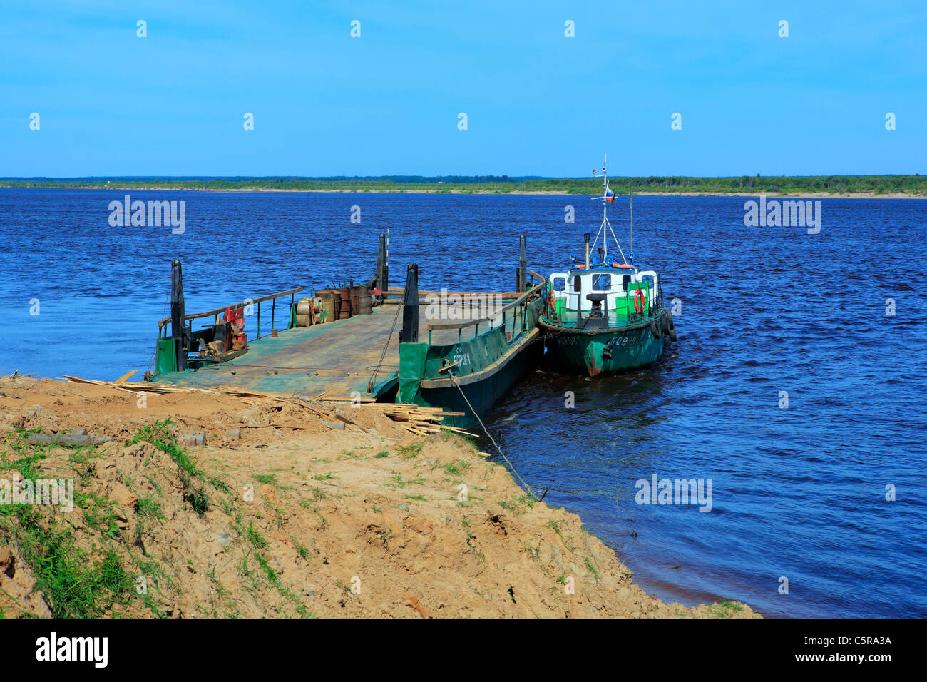 Nördliche Dwina Fluss, Tulgas, Archangelsk (Archangelsk) Region, Russland Stockfoto