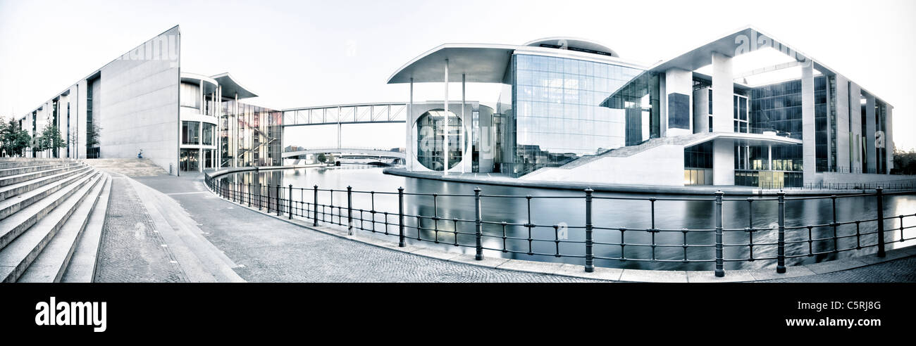 Paul-Loebe-Haus und Marie-Elisabeth-Lueders-Haus Gebäude in der Morgendämmerung, Bonns Regierungsviertel, Berlin, Deutschland, Euro Stockfoto