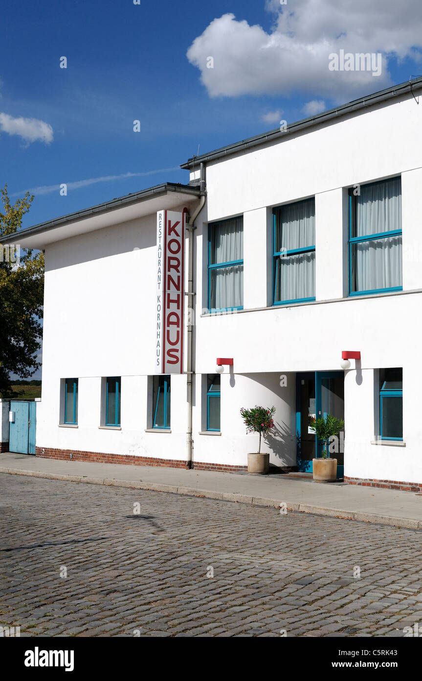 Kornhaus Haus, Bauhaus, Dessau, Sachsen-Anhalt, Deutschland, Europa Stockfoto