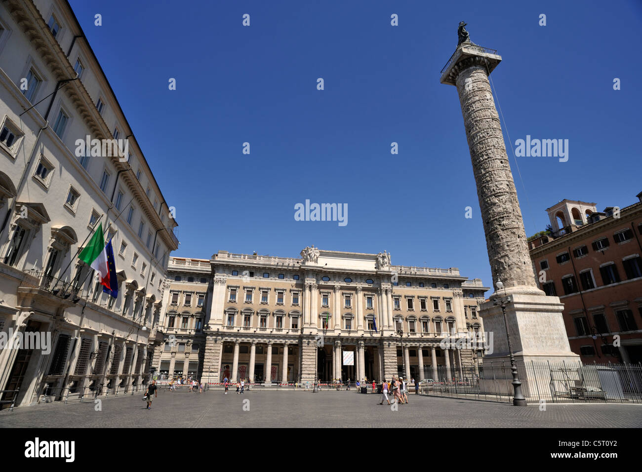 Italien, Rom, Piazza Colonna, Palazzo Chigi, Galleria Colonna und Colonna Antonina Stockfoto