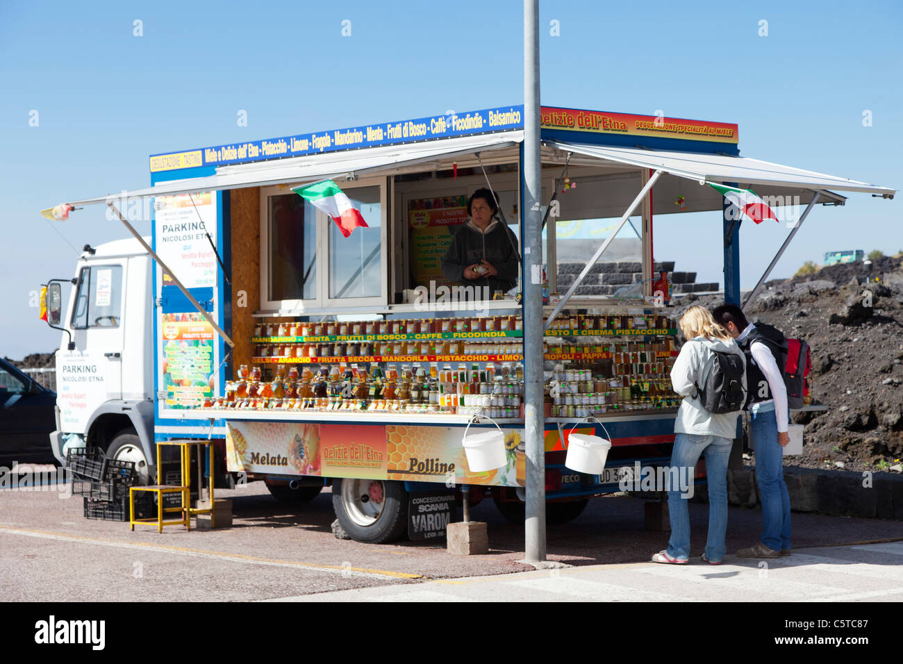 Verkauf von Honig in der Nähe von Ätna Sizilien Italien van Stockfoto