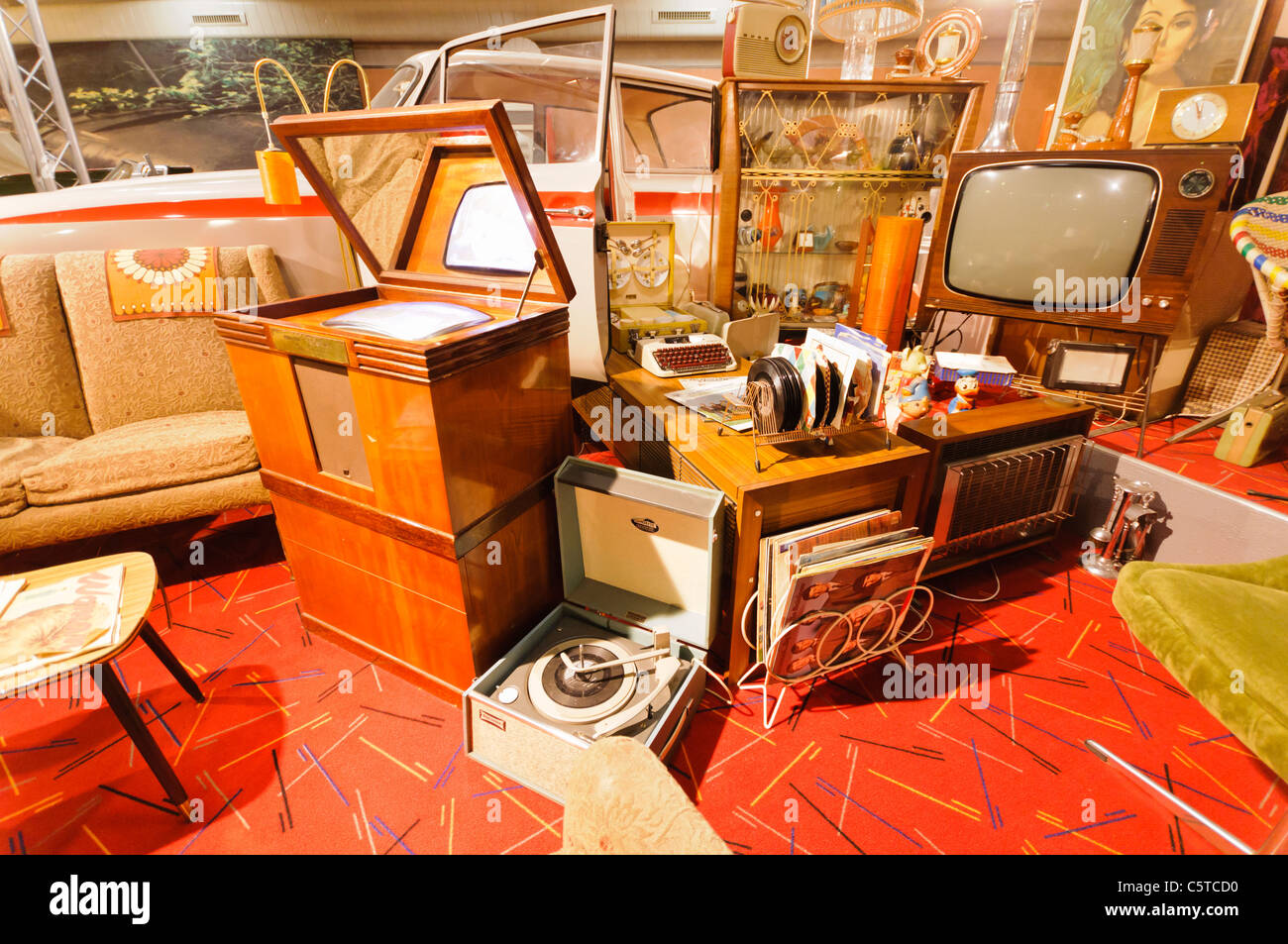 Sammlung von Haushaltsgegenstände aus den 1960er und 1970er Jahre Stockfoto