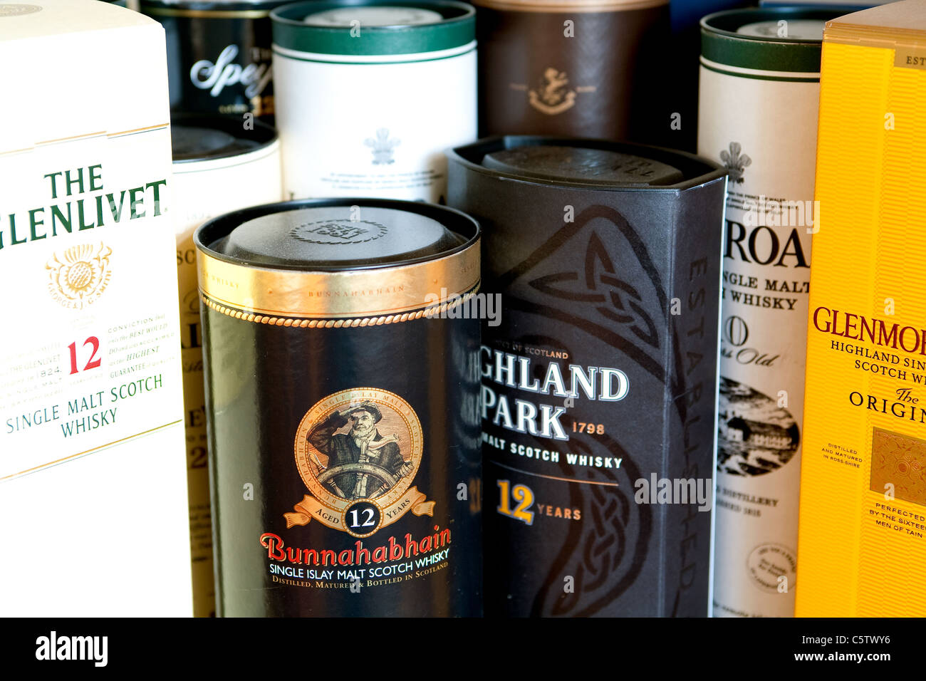 Schottischer Whisky Verpackungen. Stockfoto