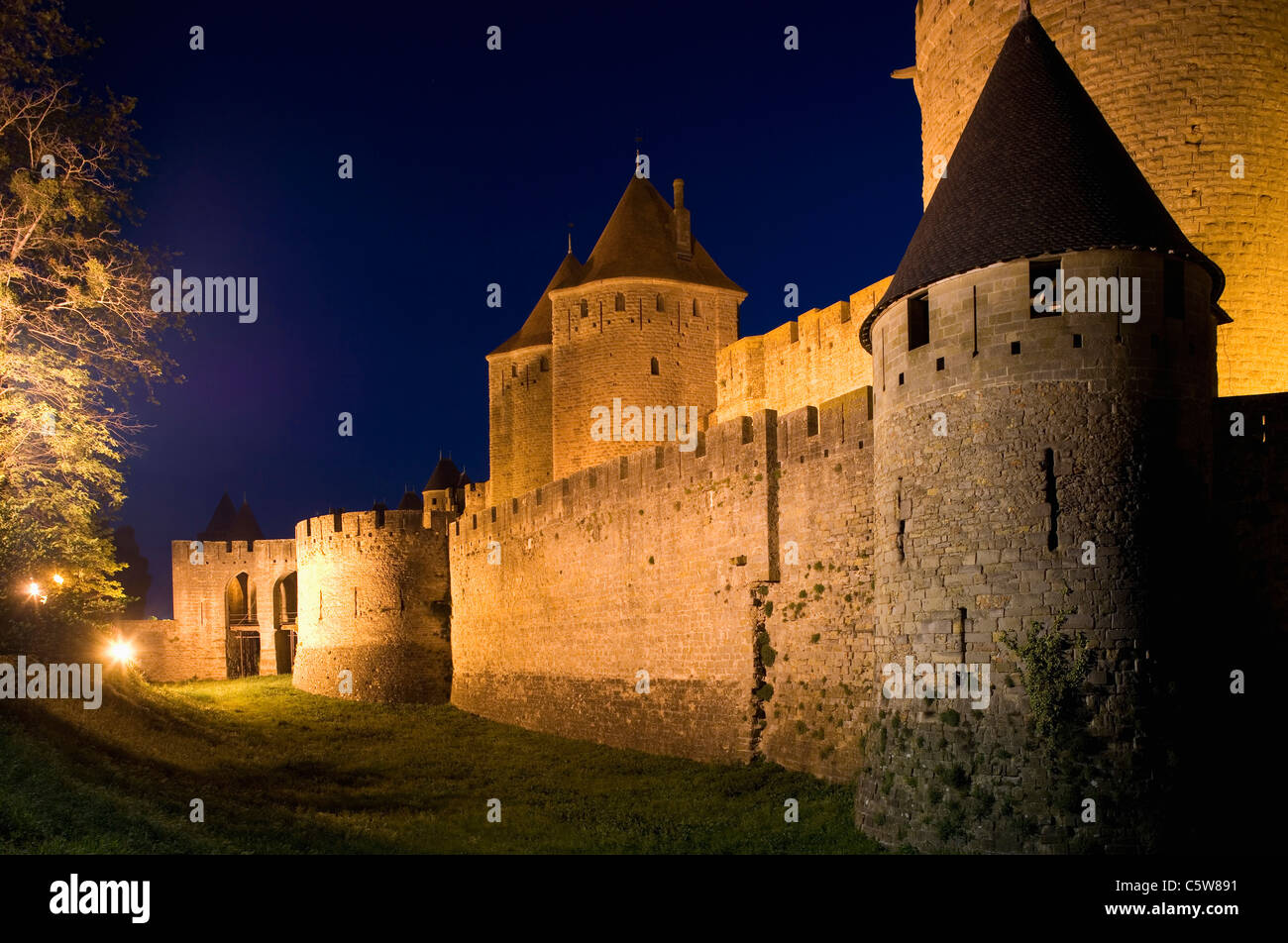 Frankreich, Departement Aude, Carcassonne, Wehrgang Stockfoto