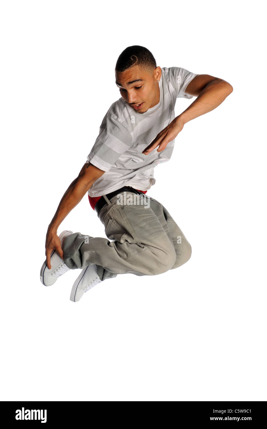 Young African American hip Hop Tänzer springen isoliert auf weißem Hintergrund Stockfoto
