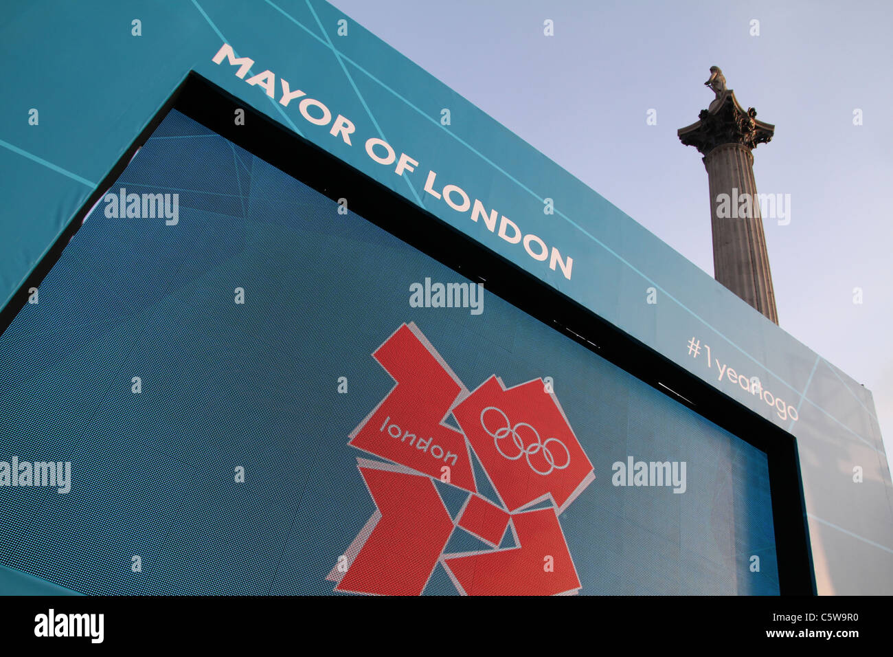 VEREINIGTES KÖNIGREICH. 1 Jahr bis 2012 Olympischen Spiele Countdown Zeremonie in Trafalgar Sq Stockfoto