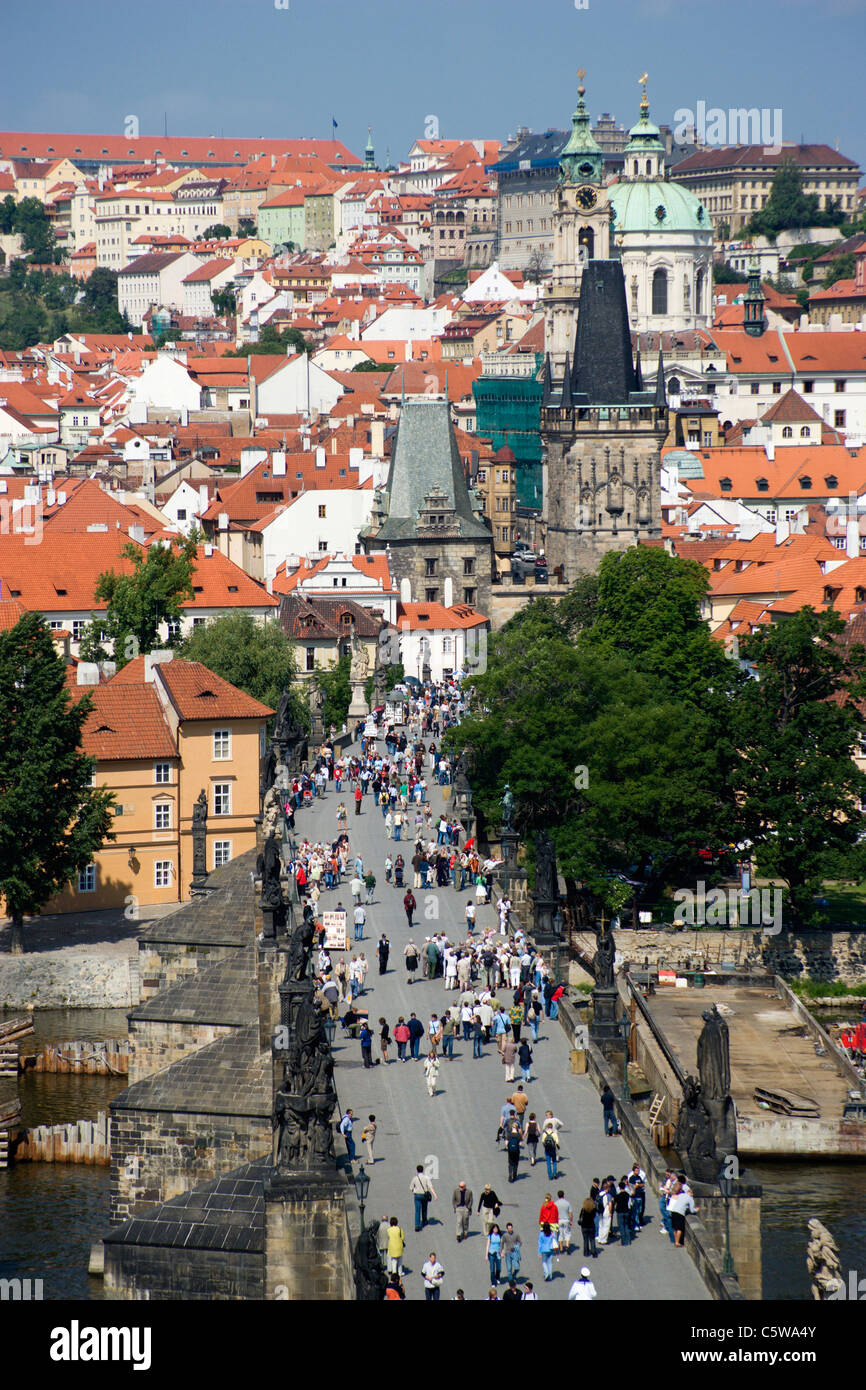 Tschechien, Prag, Vitava Fluss, Bridge, Touristen Stockfoto
