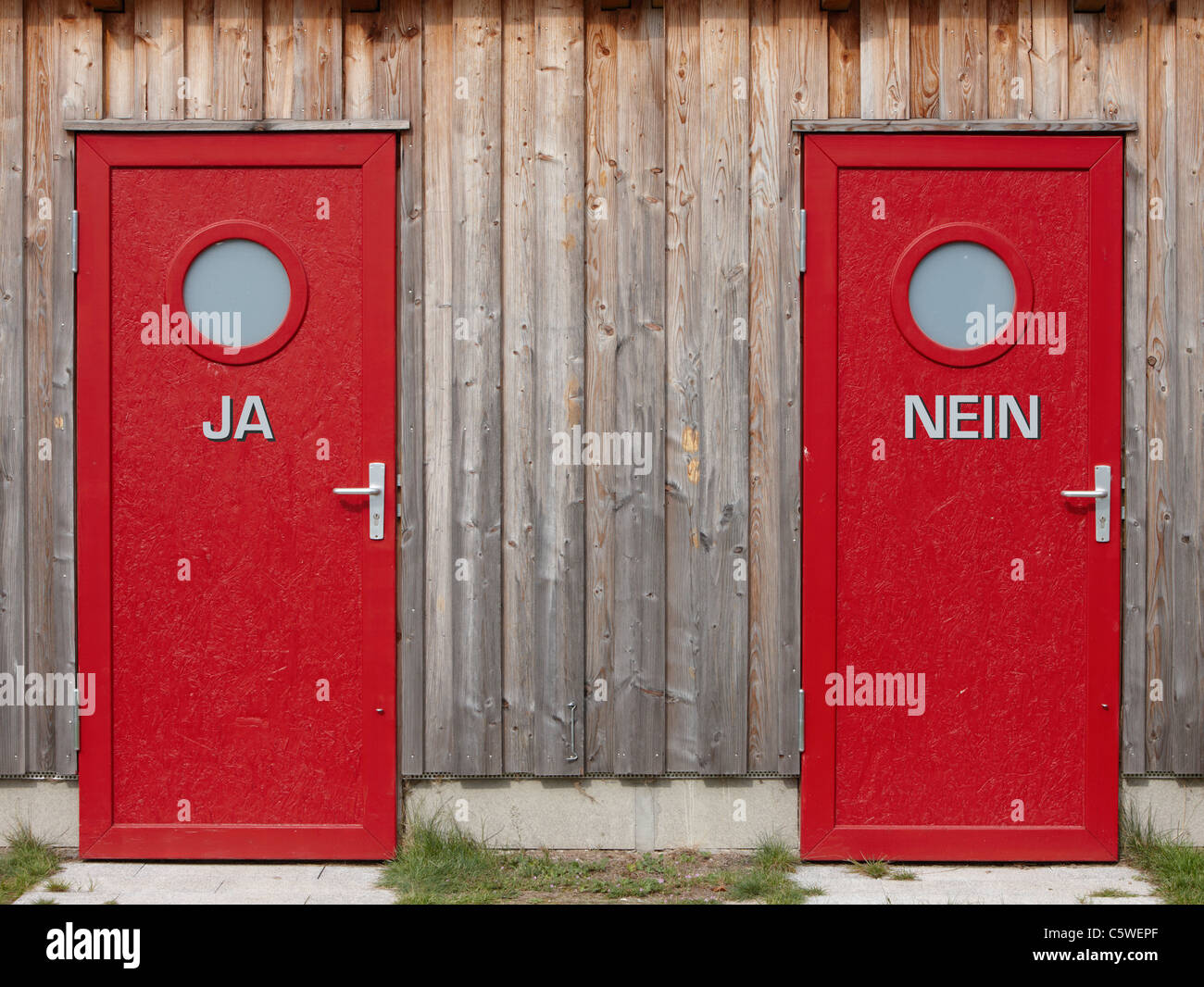 Zwei rote Türen, close-up Stockfoto