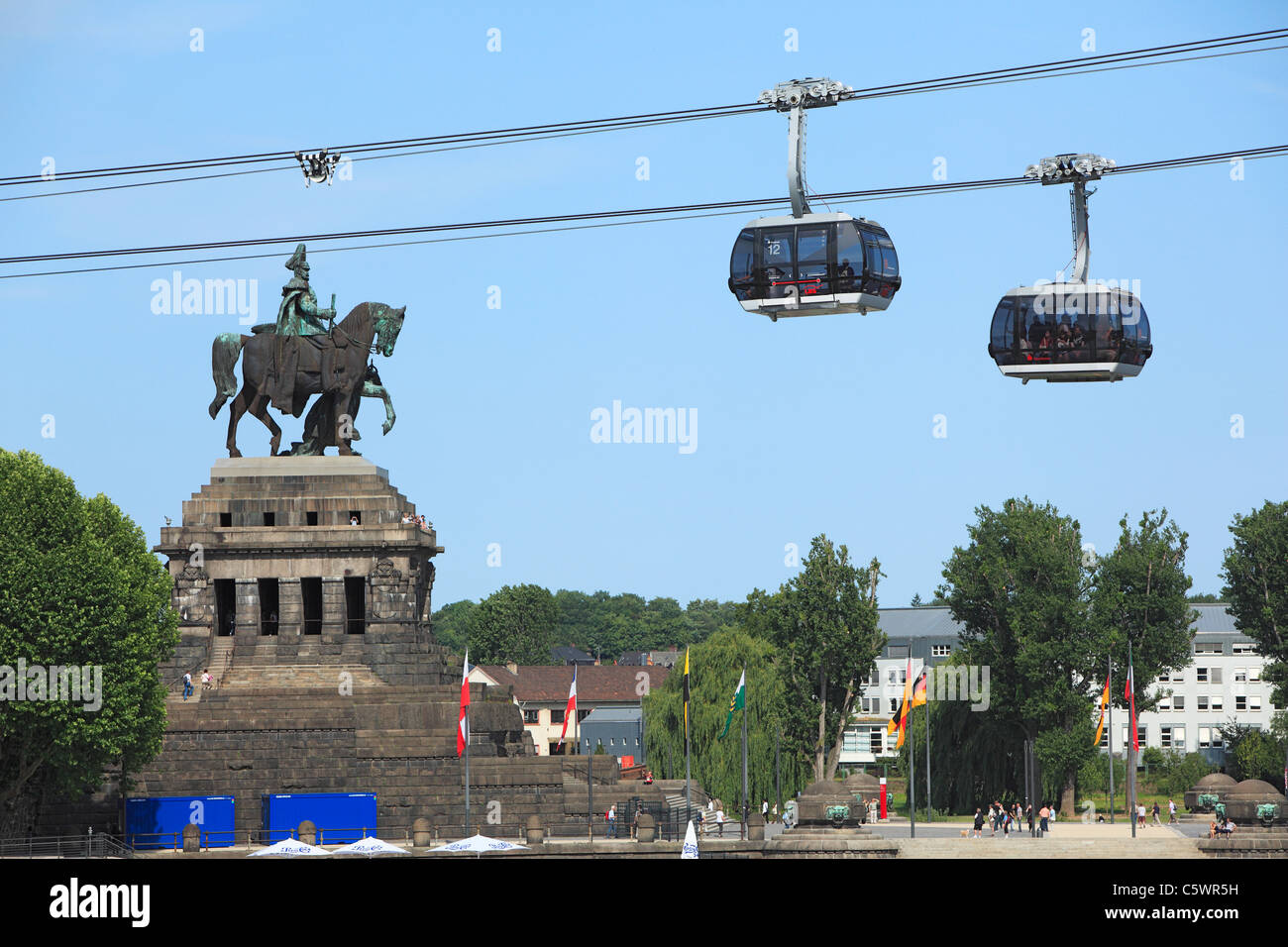 D-Koblenz, Rhein, Mosel, Maifeld, Eifel, Hunsrueck, Westerwald, Rheinland-Pfalz, D-Koblenz-Ehrenbreitstein, Deutsches Eck, Mosel fließt in den Rhein, Mosel Mund, Mündung, Denkmal Kaiser Wilhelm i. von Bruno Schmitz und Emil Hundrieser, Eq Stockfoto