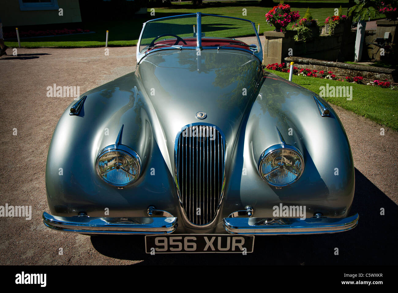 Vorderseite des Jaguar Xk 120 Oldtimer Stockfoto