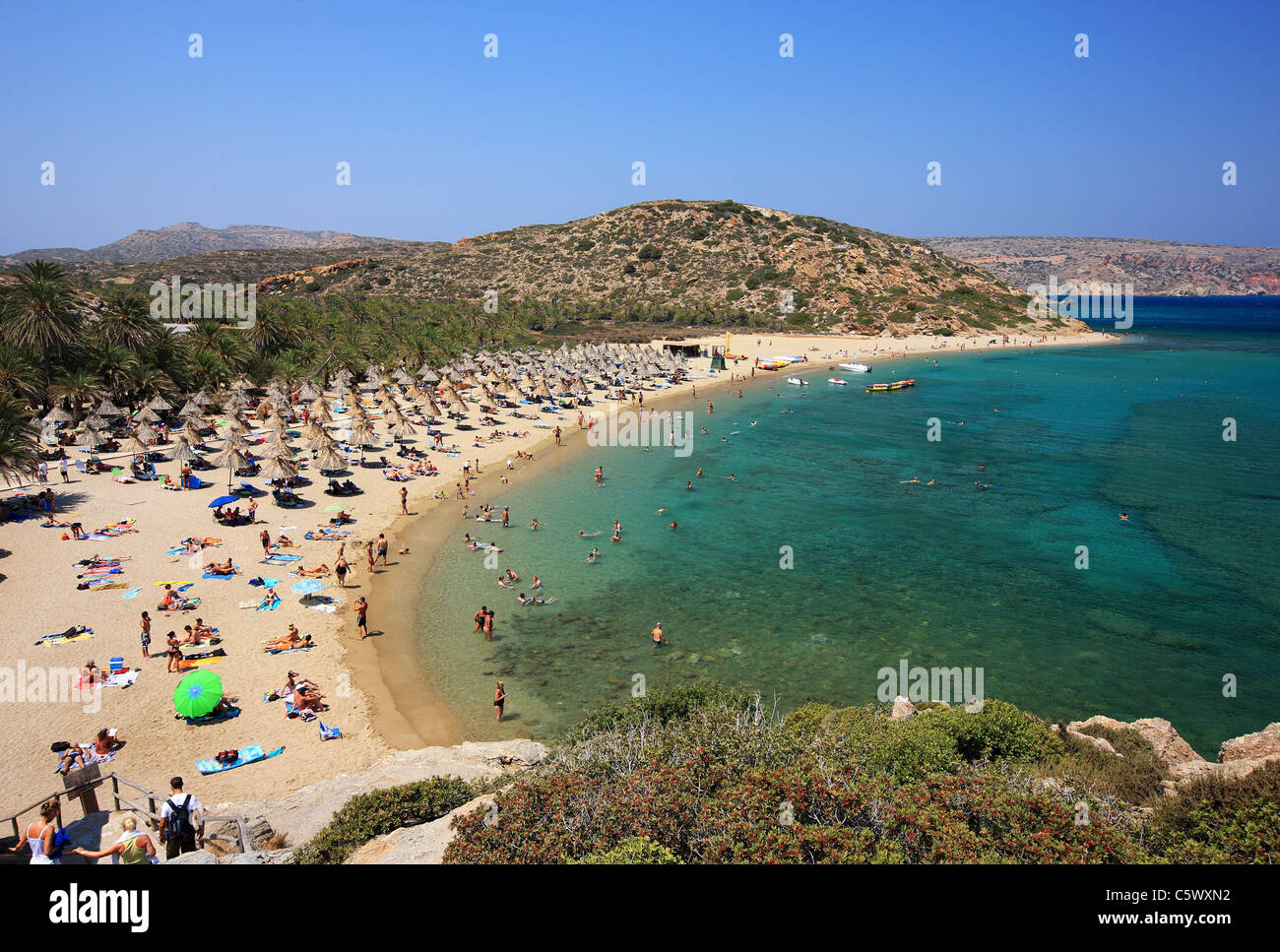 Vai Strand, berühmt für seine einzigartige Baum Palmenwald, nahe an der Stadt Sitia, Präfektur Lassithi, Ost Kreta, Griechenland Stockfoto