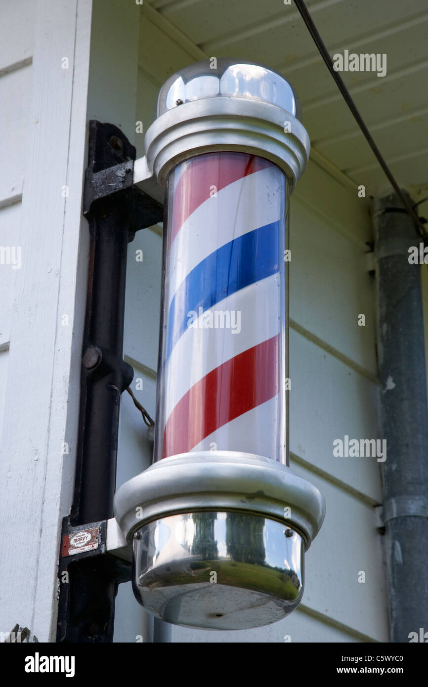 traditionelle Barber Pole Ladenschild in Lynchburg, Tennessee, usa Stockfoto