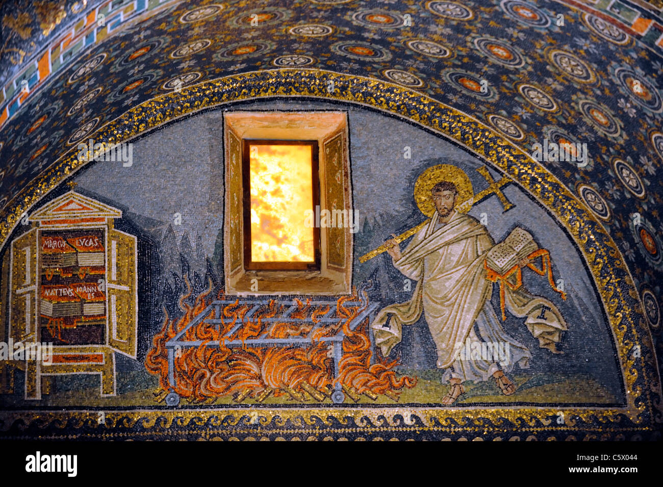 Mosaiken in der Mausoleo di Galla Galla in Ravenna Stockfoto