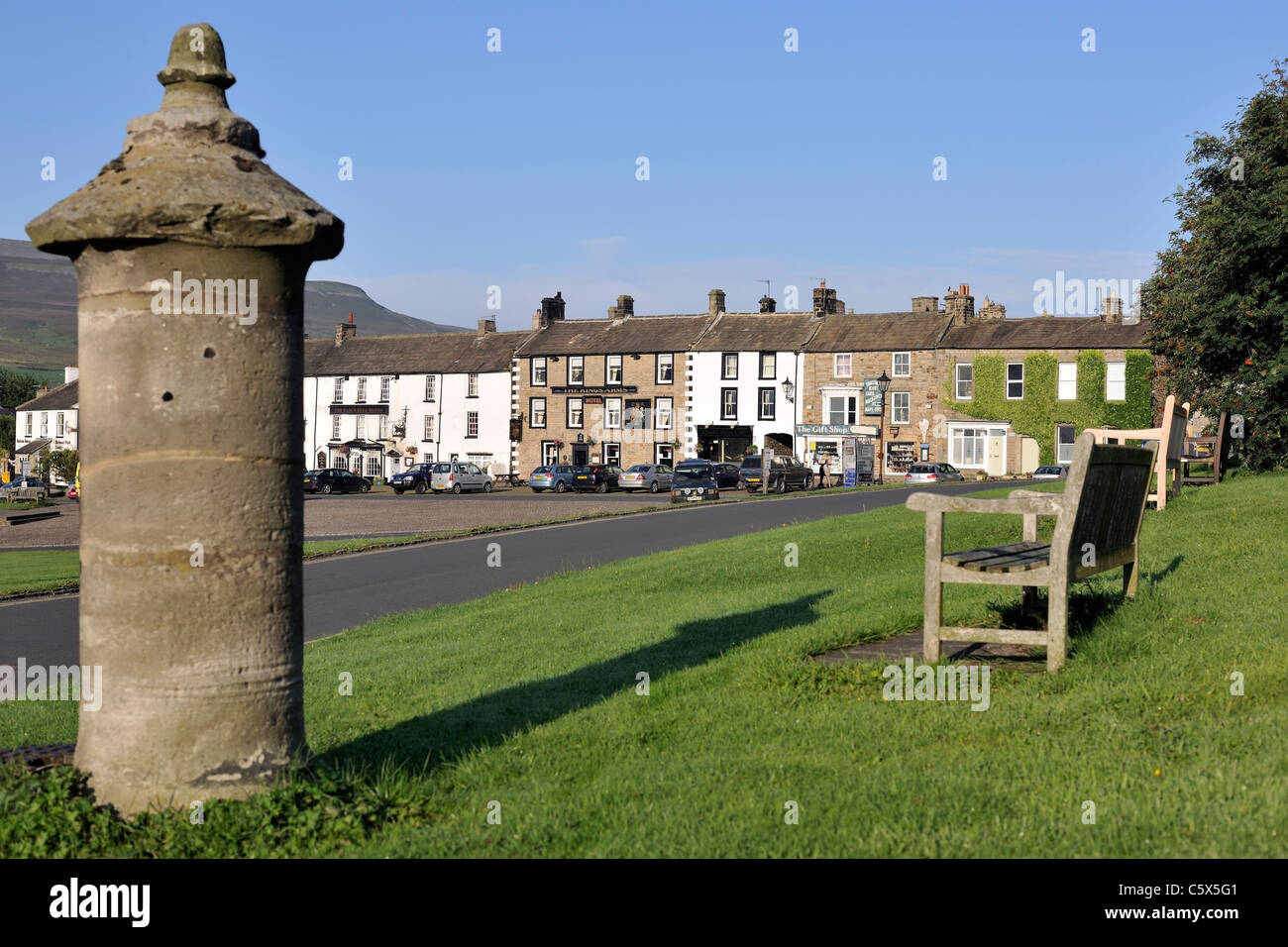 Frühen Morgenlicht Reeth Green, Swaledale, Yorkshire, England Stockfoto