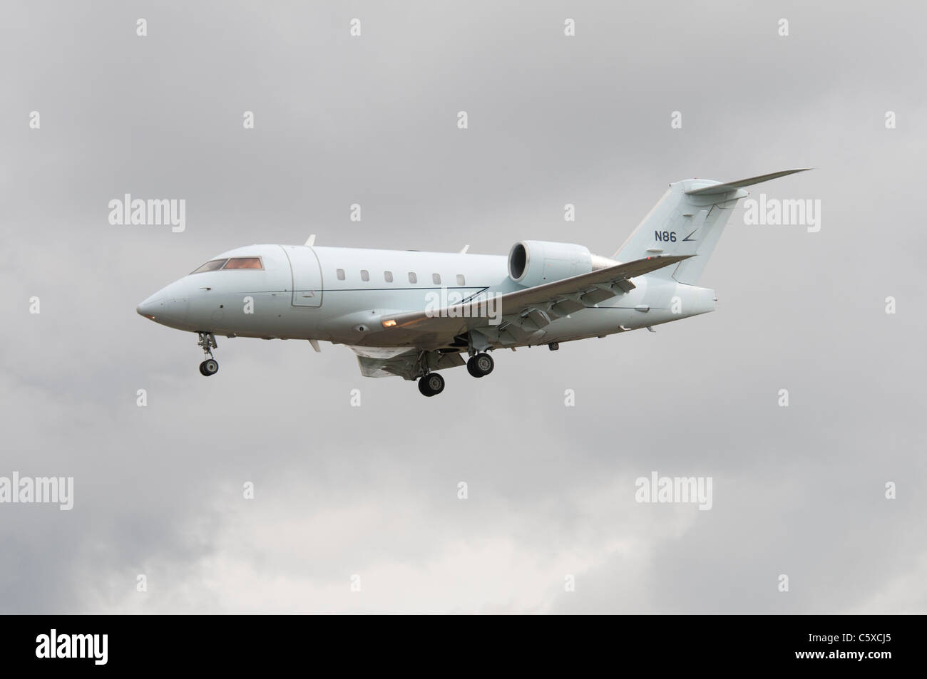 Canadair CL-600-2B16 Challenger 601-3R N86 von der United States Federal Aviation Administration (FAA) Ankunft in RAF Fairford Stockfoto