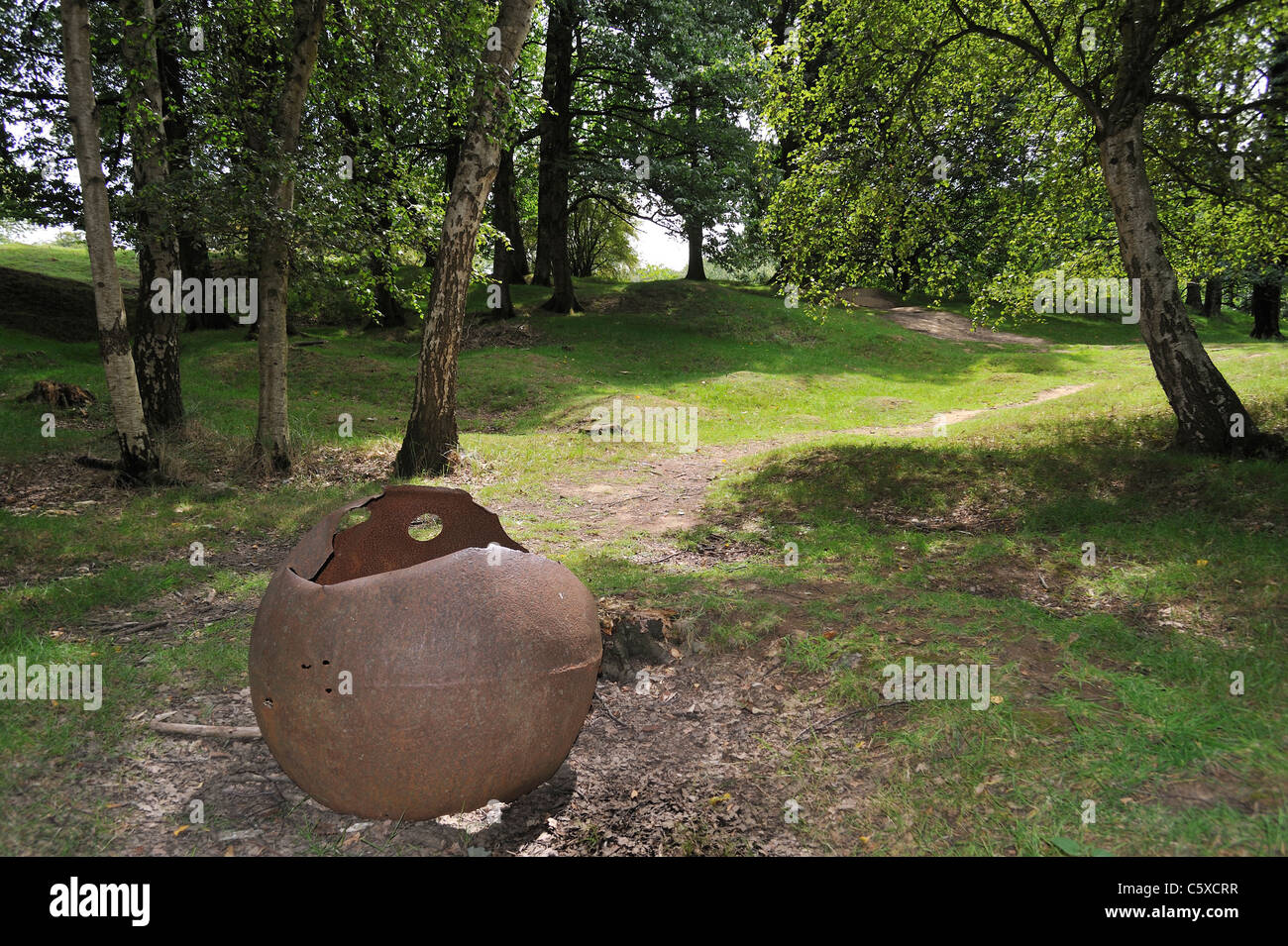 WW1 mine im Krater an Hügel 60, erste Weltkrieg 14-18-Website bei Zillebeke, West-Flandern, Belgien Stockfoto