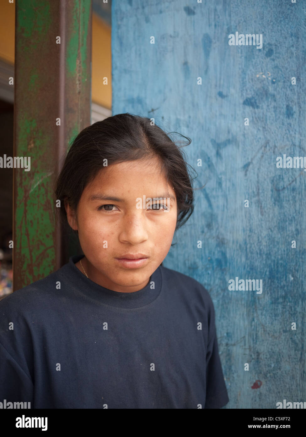 Porträt eines jungen Einheimischen. Stockfoto