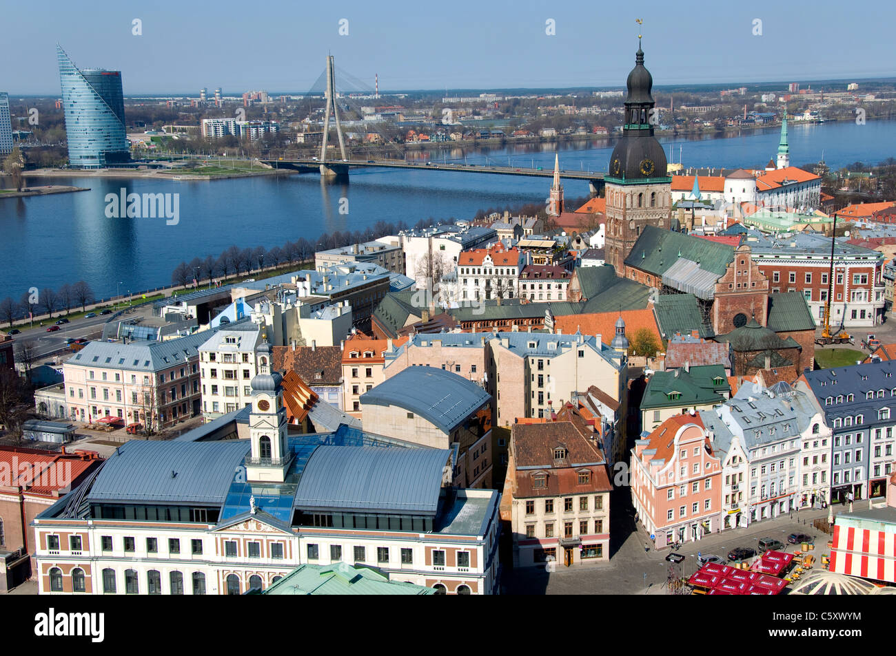 Aussicht auf Riga von Str. Peters Kirche, Riga, Lettland Stockfoto
