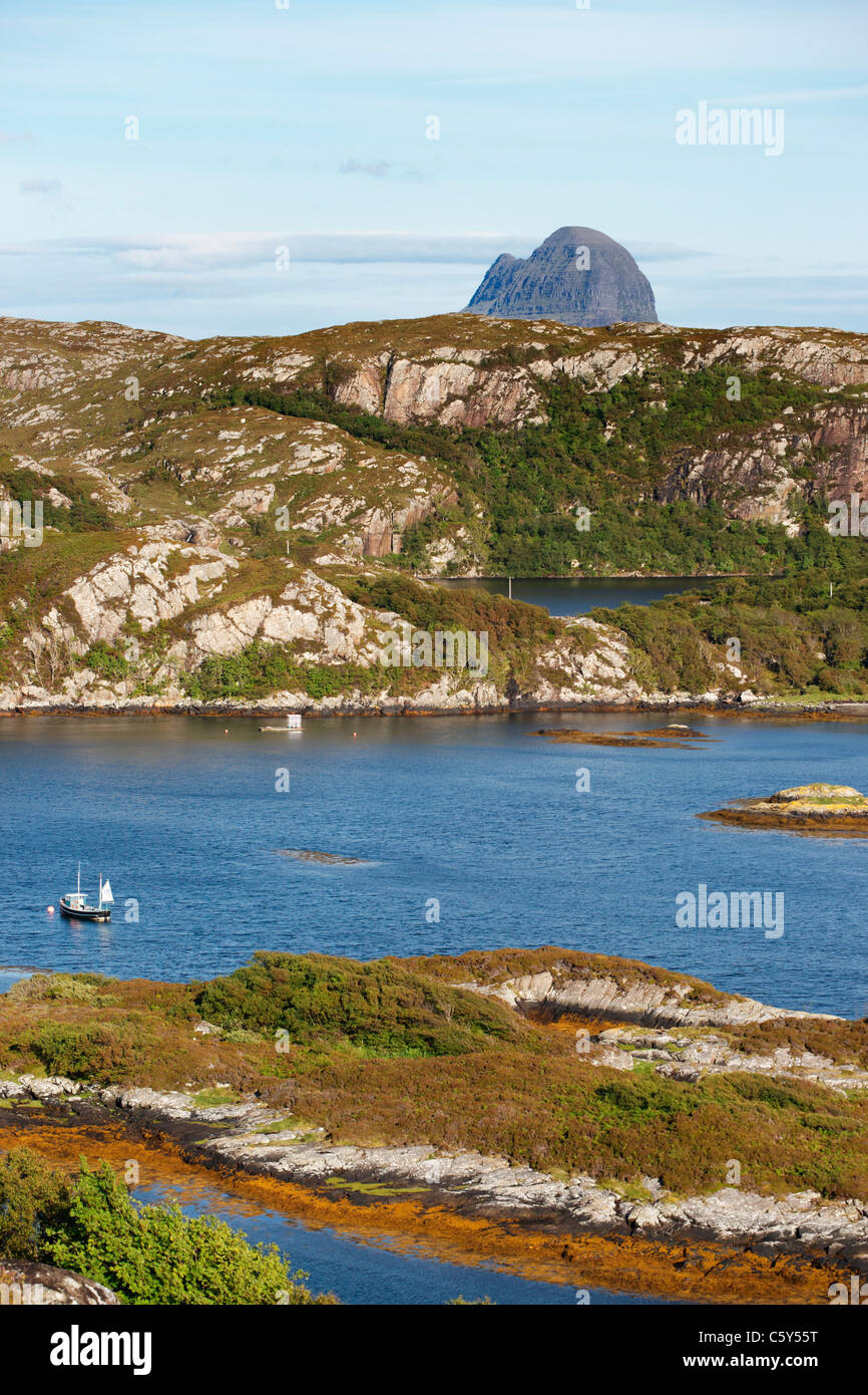 Suilven, über Loch Roe, Achmelvich, Assynt, Sutherland, Highland, Schottland, UK angesehen. Stockfoto