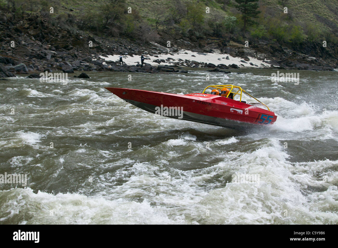 #55, Offenbarung, Befugnisse durch Stromschnellen Zeitzone während der 2008 Salmon River Jet Boat Rennen in Riggins, Idaho Stockfoto