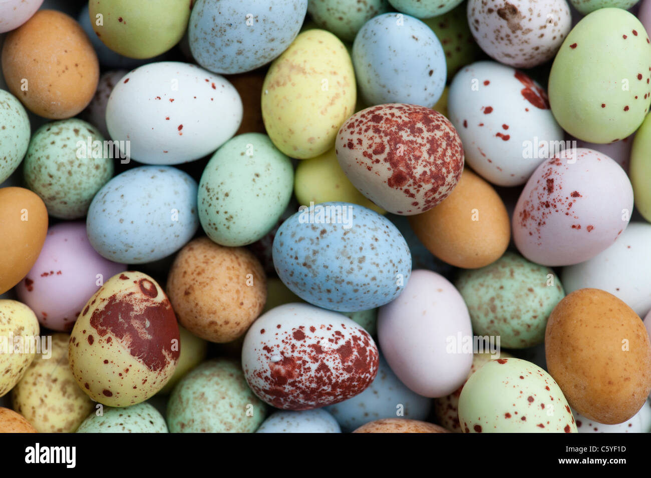 Mini eier -Fotos und -Bildmaterial in hoher Auflösung – Alamy