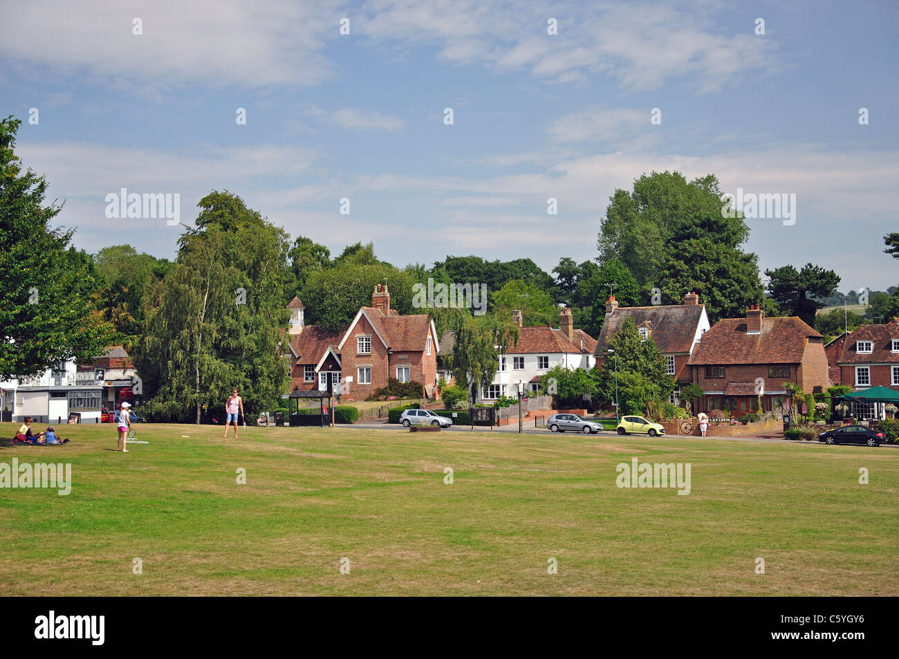 Blick auf das Dorf von The Green, Bearsted, Kent, England, Großbritannien Stockfoto