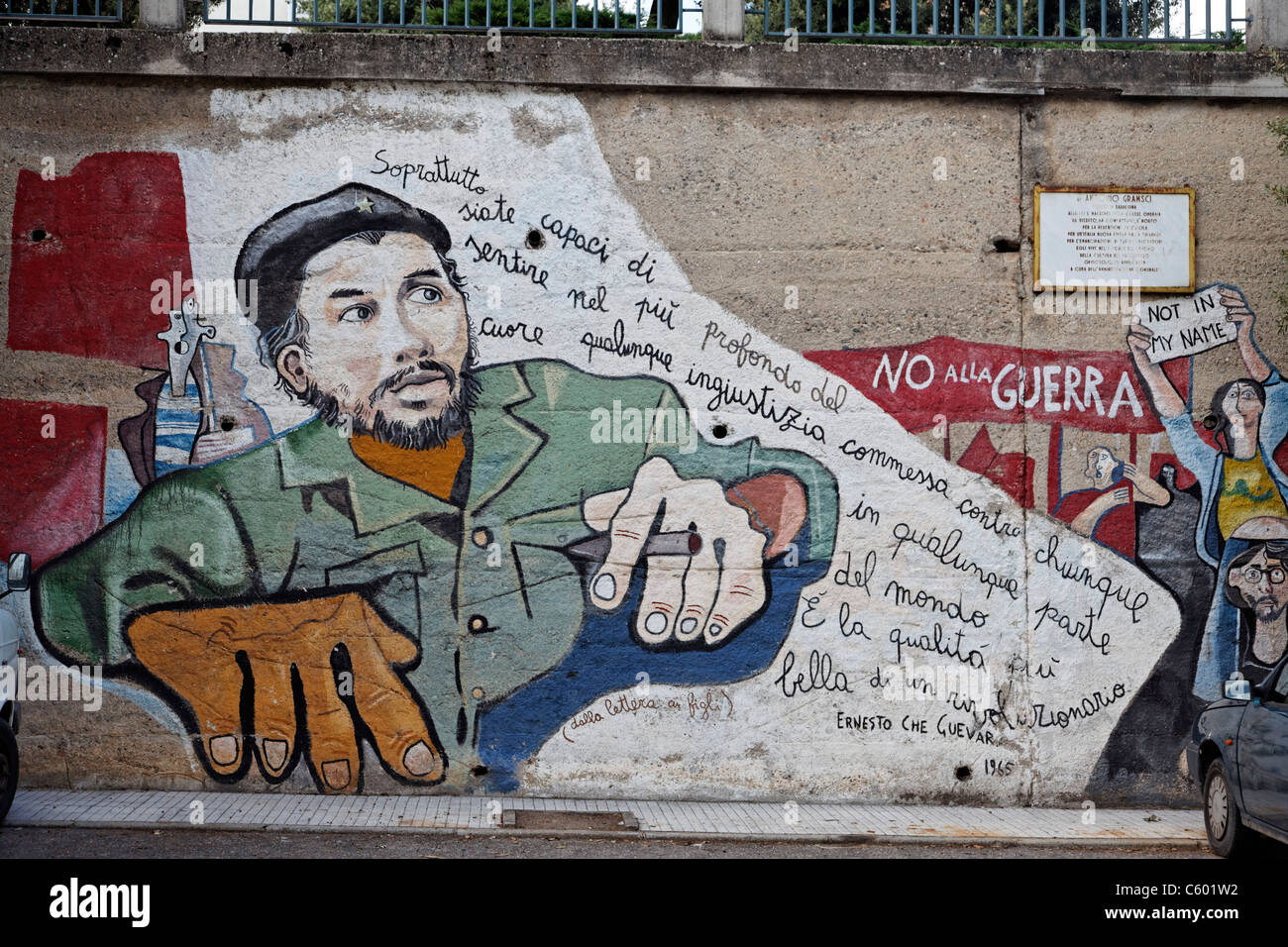 Murales, Wandmalereien, Dorf Orgosolo, Provinz Nuoro, Sardinien, Italien Stockfoto