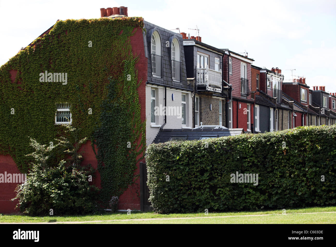 Lofts oder Dachboden Erweiterungen mit Blick auf Gladstone Park in