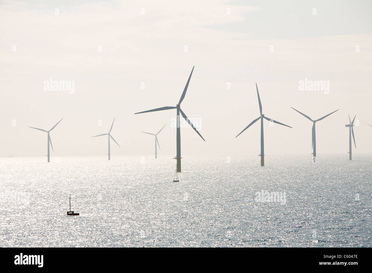 Bau von Walney Offshore-Wind Farm, Cumbria, England. Stockfoto