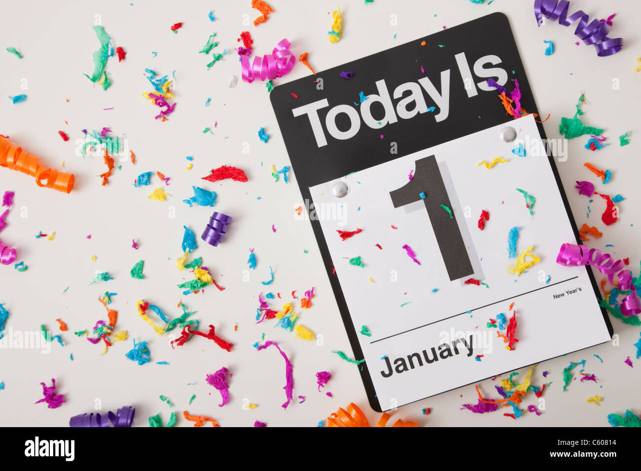 USA, Illinois, Metamora, 1. Januar Kalender mit Konfetti Stockfoto