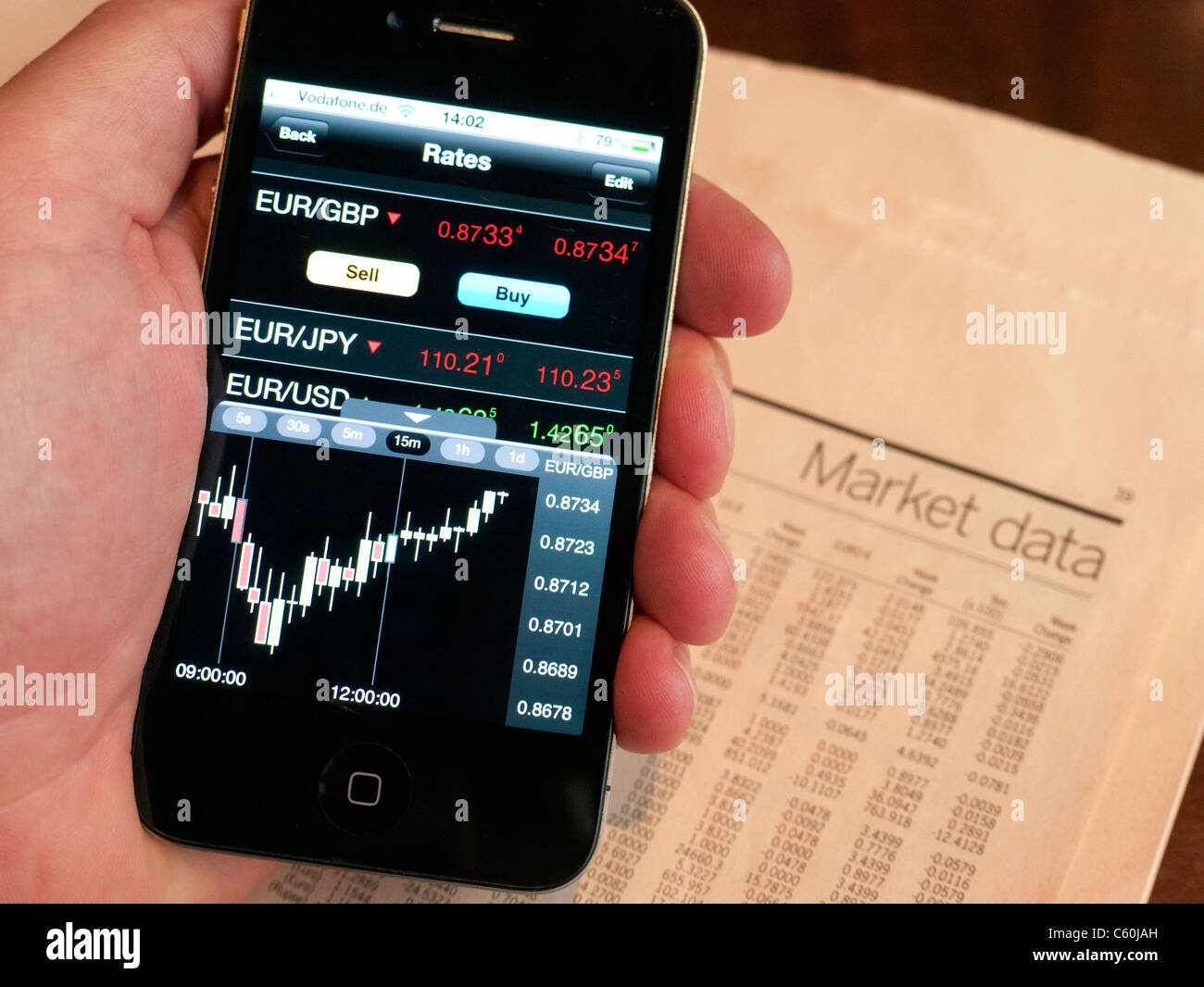 IPhone app der Handel mit Devisen bei der Währungsbewertung verfolgen Stockfoto