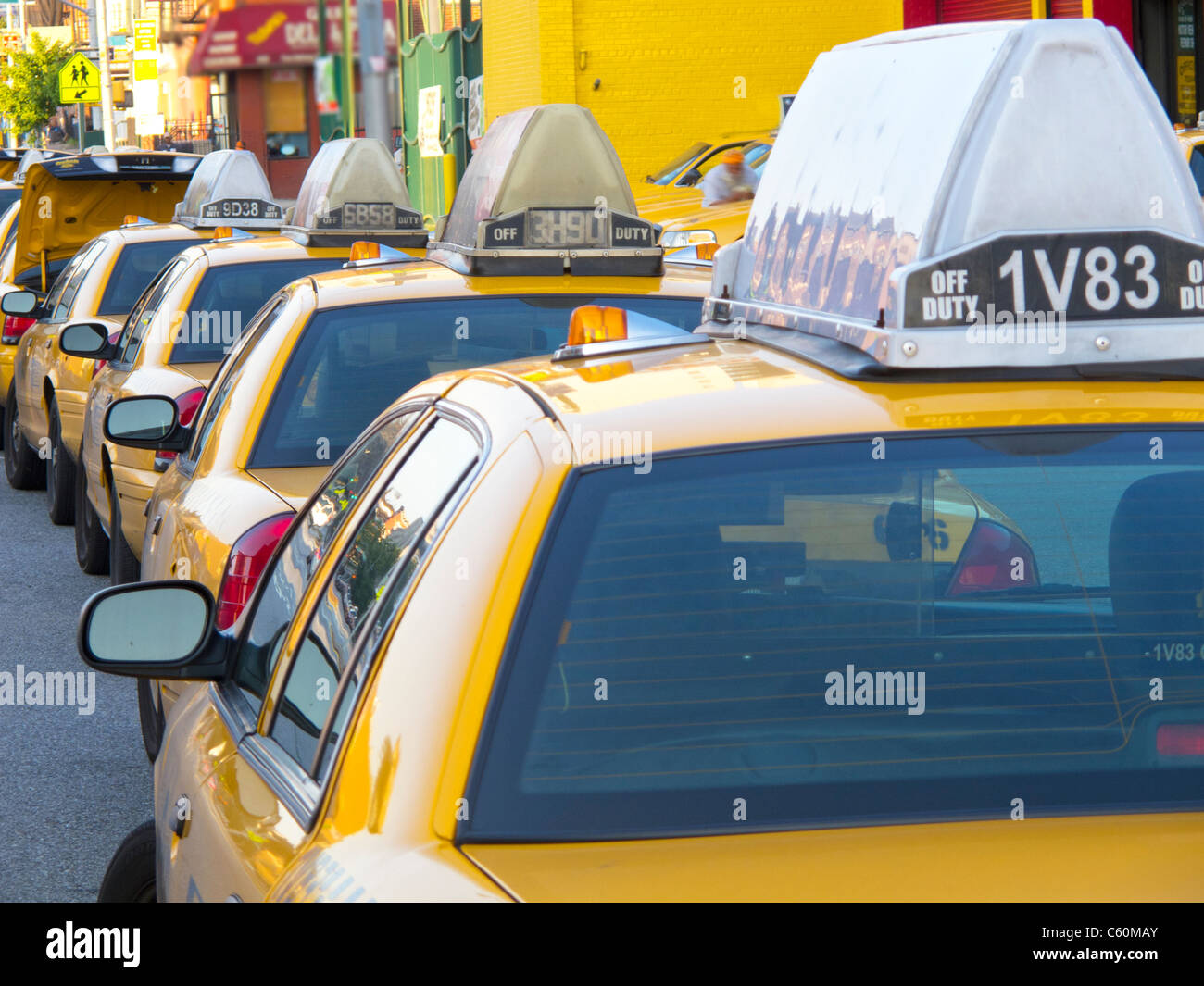 Taxi auf der Straße Stockfoto