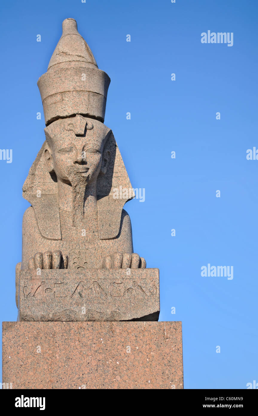 Ägyptische Sphinx auf Universitetskaya Ufer der Newa. Sankt - Petersburg, Russland Stockfoto