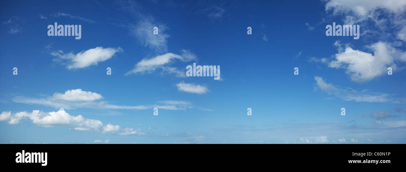 Blauer Himmel-panorama Stockfoto