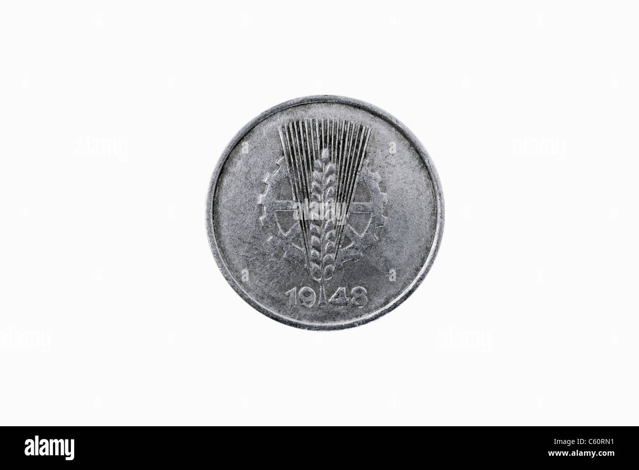 Detail-Foto einer 1 Pfennig-Münze von der sowjetischen Besatzungszone aus dem Jahr 1948 Stockfoto