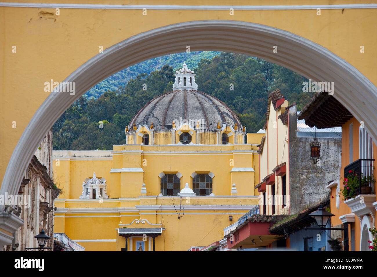 Nuestra Señora De La Merced, Calle del Arco, Antigua, Guatemala Stockfoto