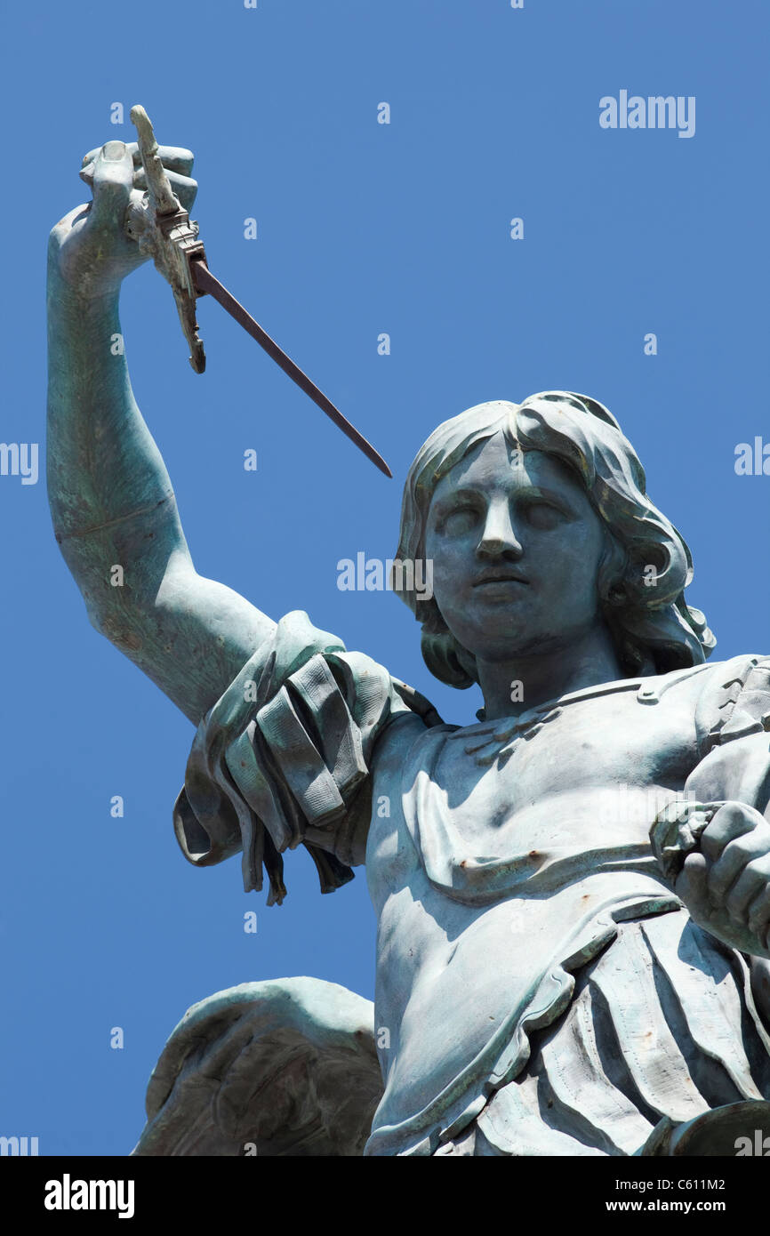 Italien, Rom, Engelsburg, Statue des Erzengels Michael Stockfoto