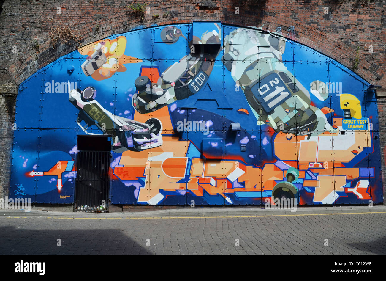 Mädchen mit Schwert - Street Art Stockfoto